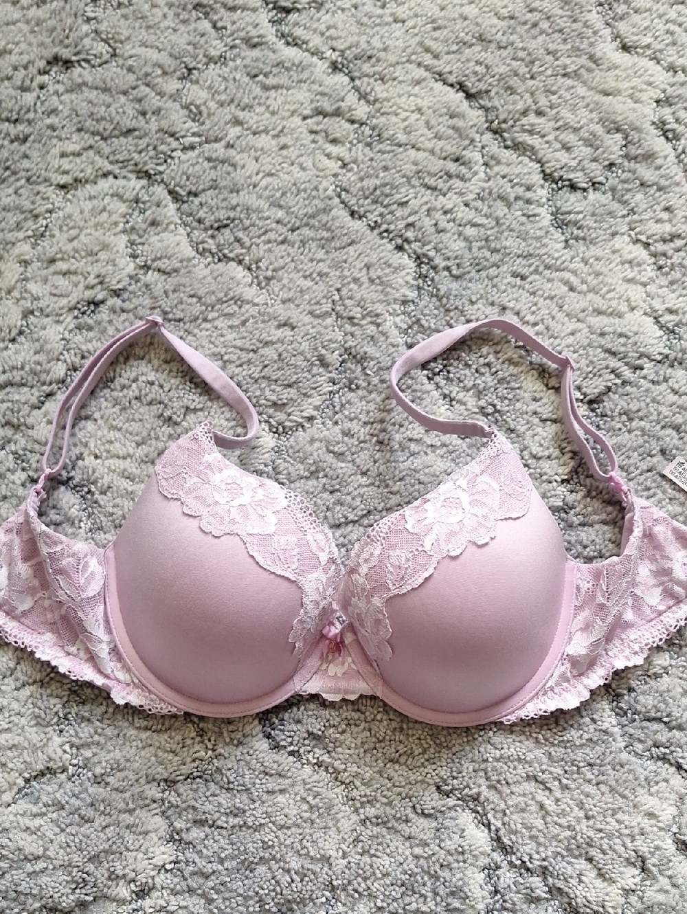 Victorias Secret Body By Victoria Perfect Shape Bra size 32DD EUC